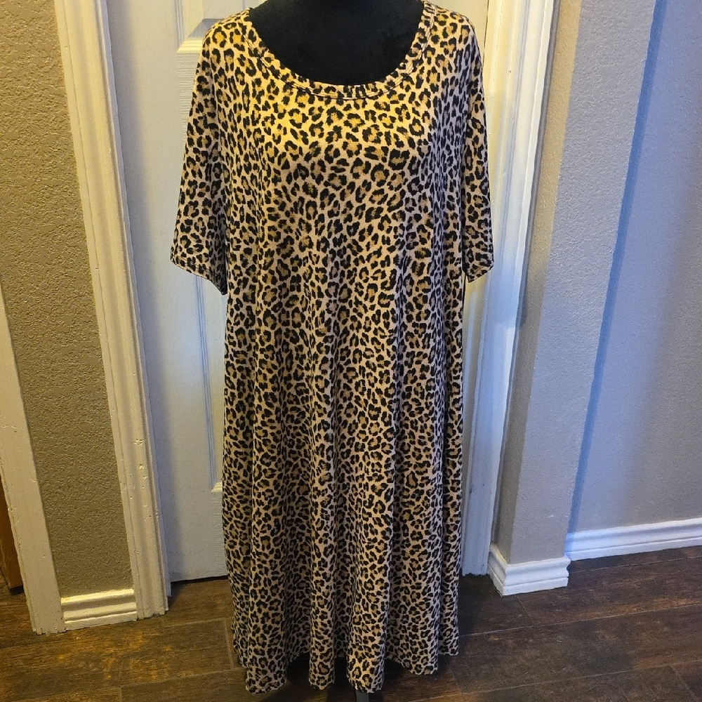 Yahada Black and Tan Dolman Sleeve Maxi Sundress